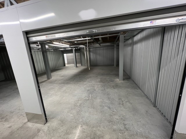 Downtown Miami Warehouse Storage 